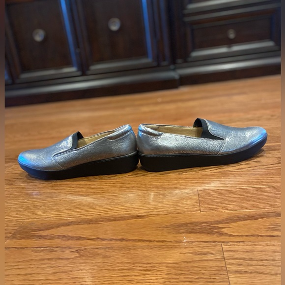 Naturalized N5 Contour Women’s Shoe - Picture 3 of 4